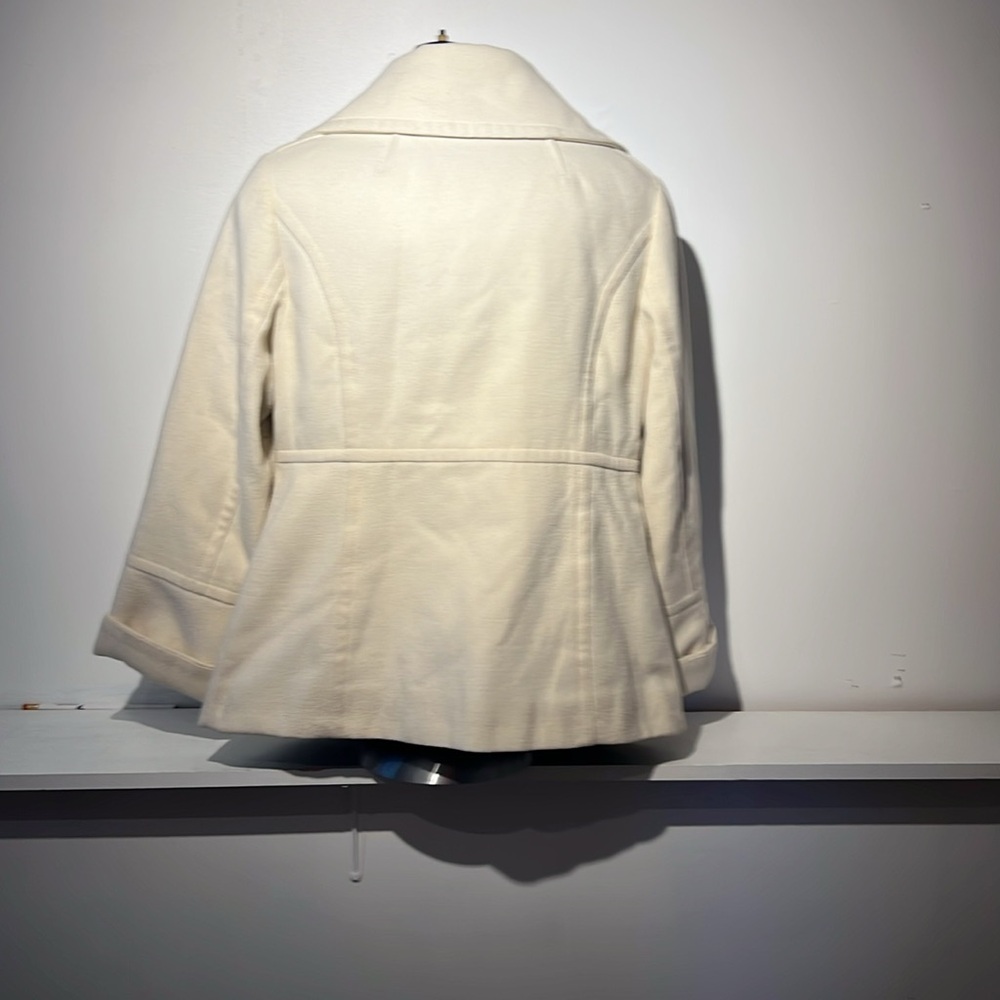 Ladies jacket - Picture 2 of 3